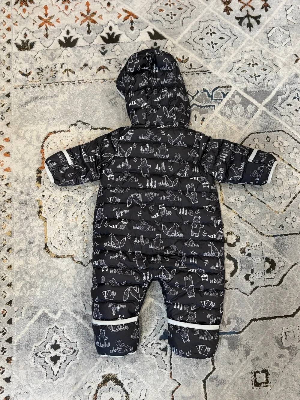 Eddie Bauer forest friends baby Sherpa lined bunting snowsuit, 0-3 months